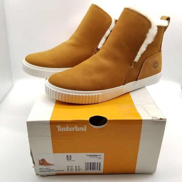 Timberland Women's Skyla Bay Pull On Boots Size 8.5 Brown Suede  Fur Trim - Picture 1 of 7